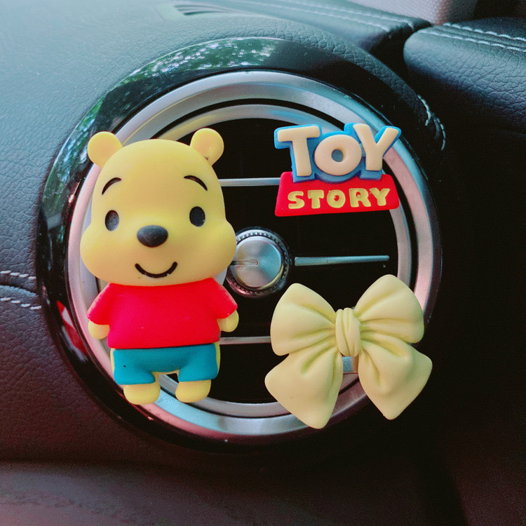 ست هولدر موبایل و خوشبوکننده ماشین pooh💛