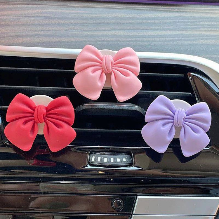 خوشبوکننده ماشین پاپیونی صورتی دو عددی🎀