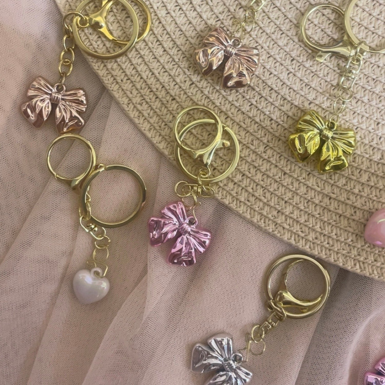 چارم ، جاکلیدی و اویز کیف کرومی قلب و پاپیون🎀✨💕