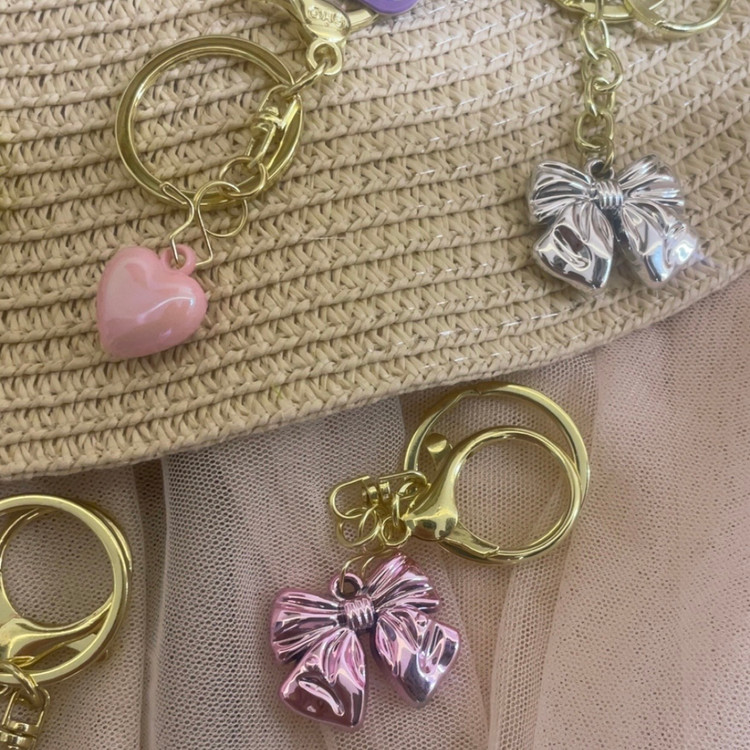 چارم ، جاکلیدی و اویز کیف کرومی قلب و پاپیون🎀✨💕
