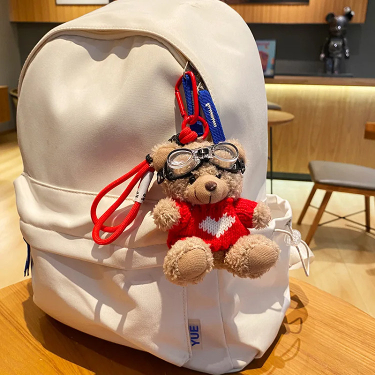 چارم بگ و سویچ خرسی با پلیور بافتنی با عینک 🧸 🎀👜