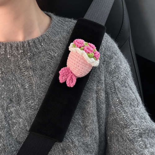 کاور کمربند ماشین دستهگل بافتنی؛ کیوت، خاص و ناز 💐🎀🚘